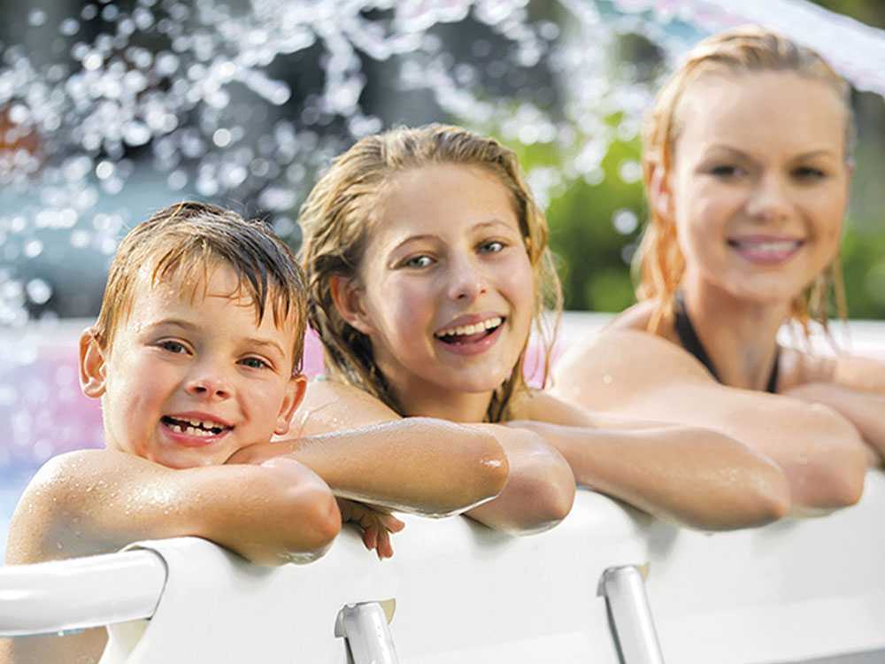 Intex Prisma Frame 26790NP – 400x200x122 cm – Piscina elevada + Bomba de filtro 45 W y Escalera